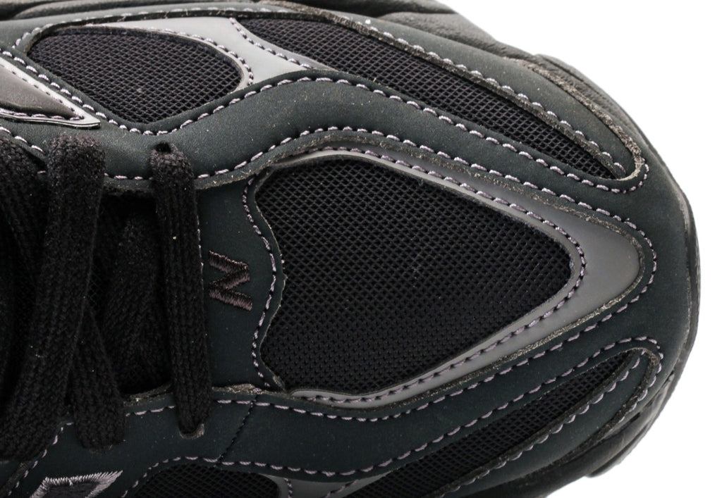 New Balance 9060 Mono Black