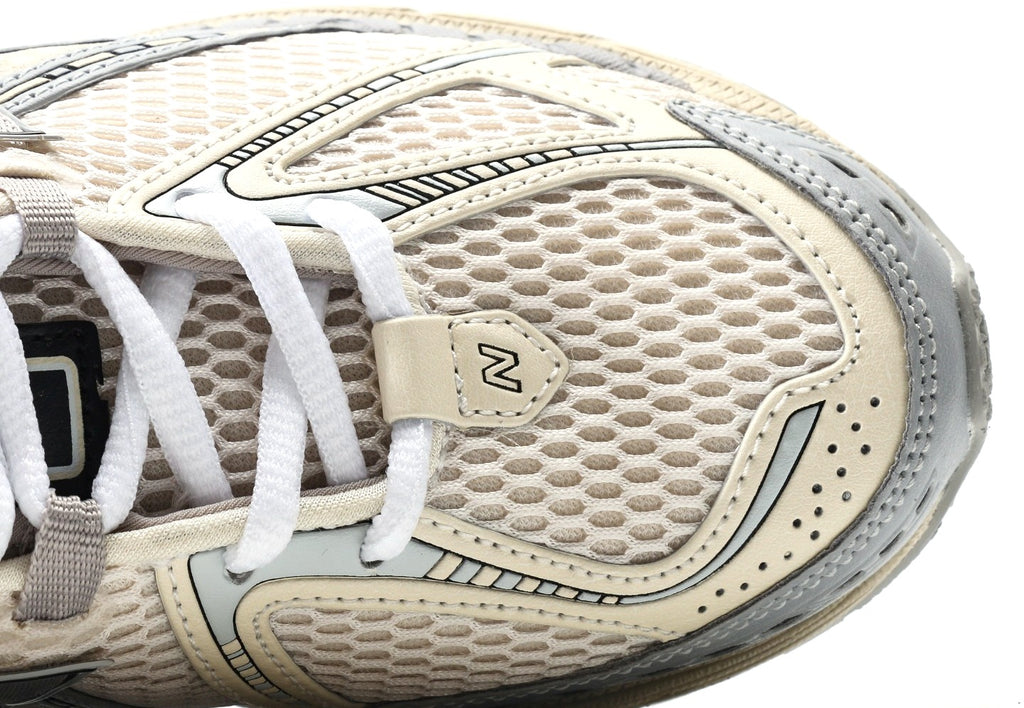 New Balance 1906R Beige Light Grey White