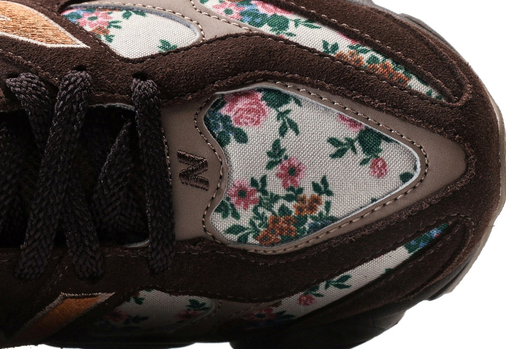 atmos Pink New Balance 9060 Timeless Beauty
