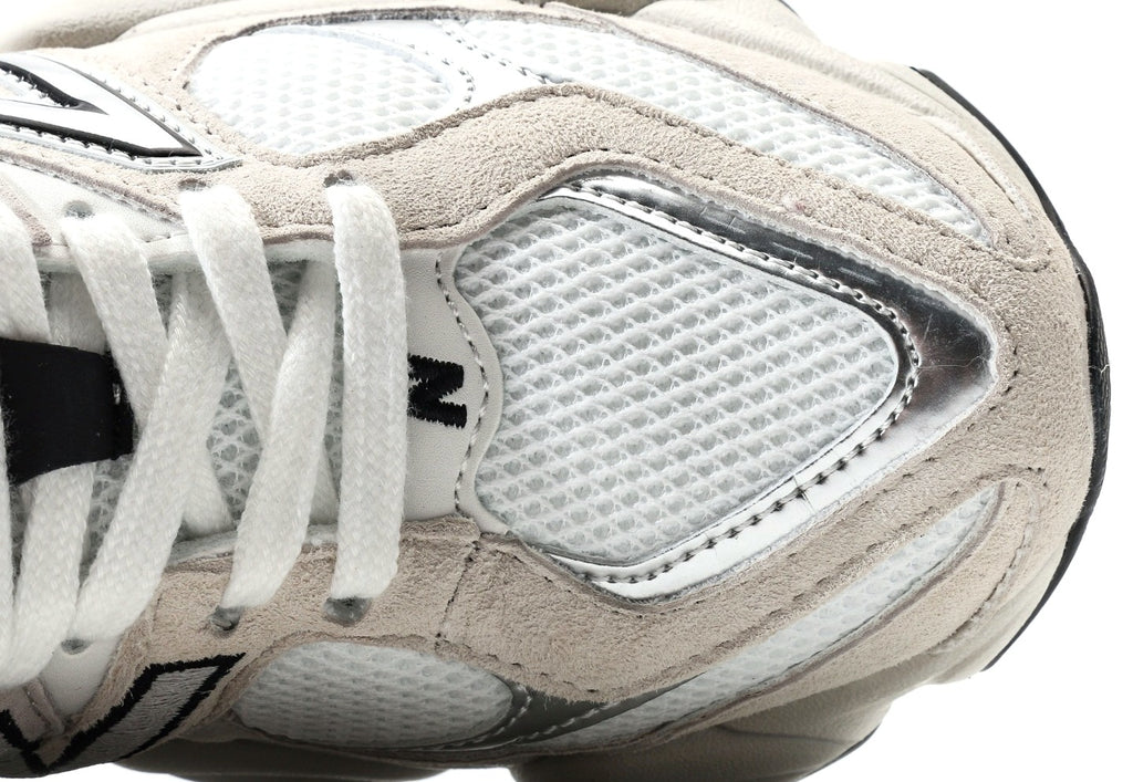 New Balance 9060 White Black Metallic Silver