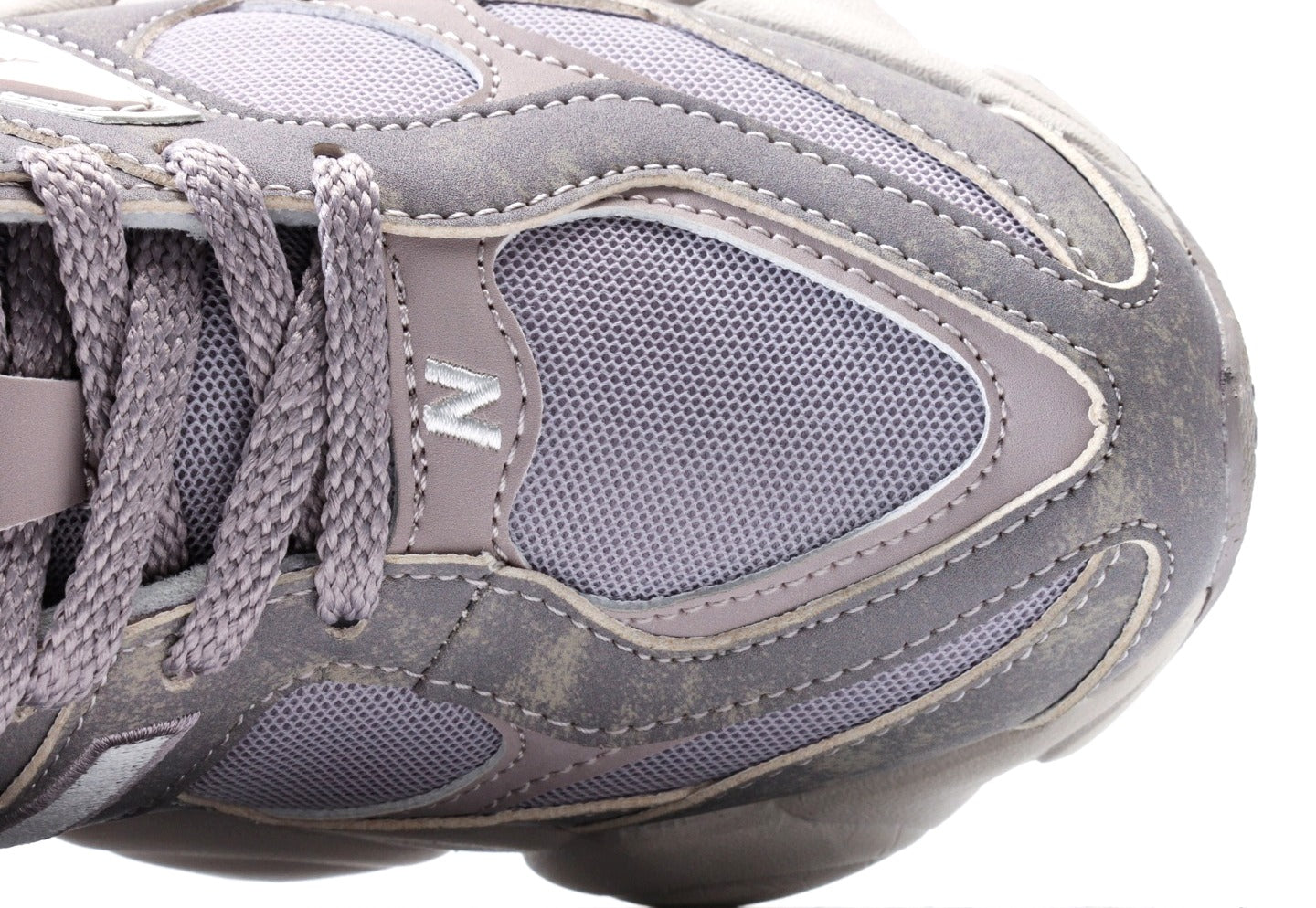 New Balance 9060 "Grey / White"