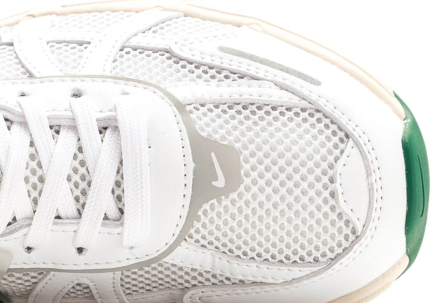 V2K Run "White Green"
