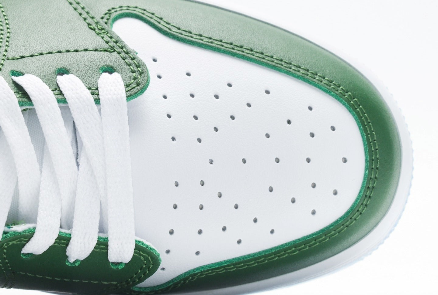 Air Jordan 1 Low G "Forest Green"