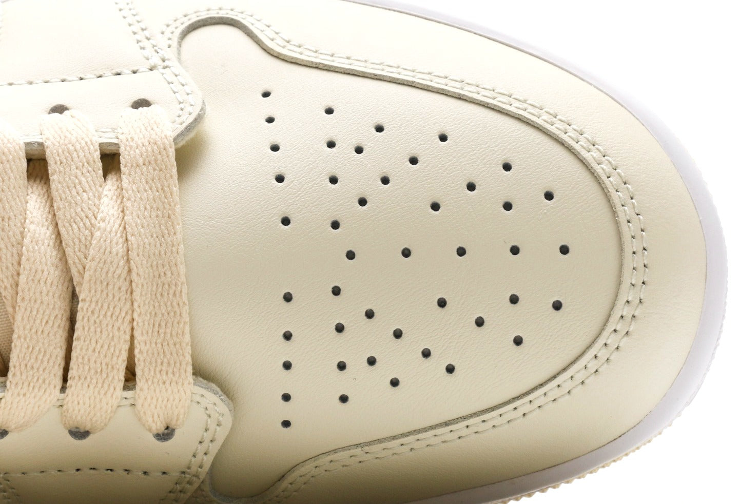 Air Jordan 1 Low "Coconut Milk"