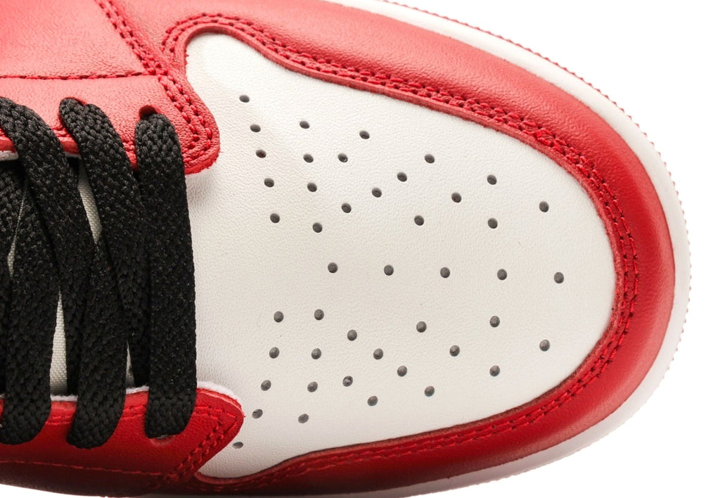 Air Jordan 1 Retro Low OG "Chicago"