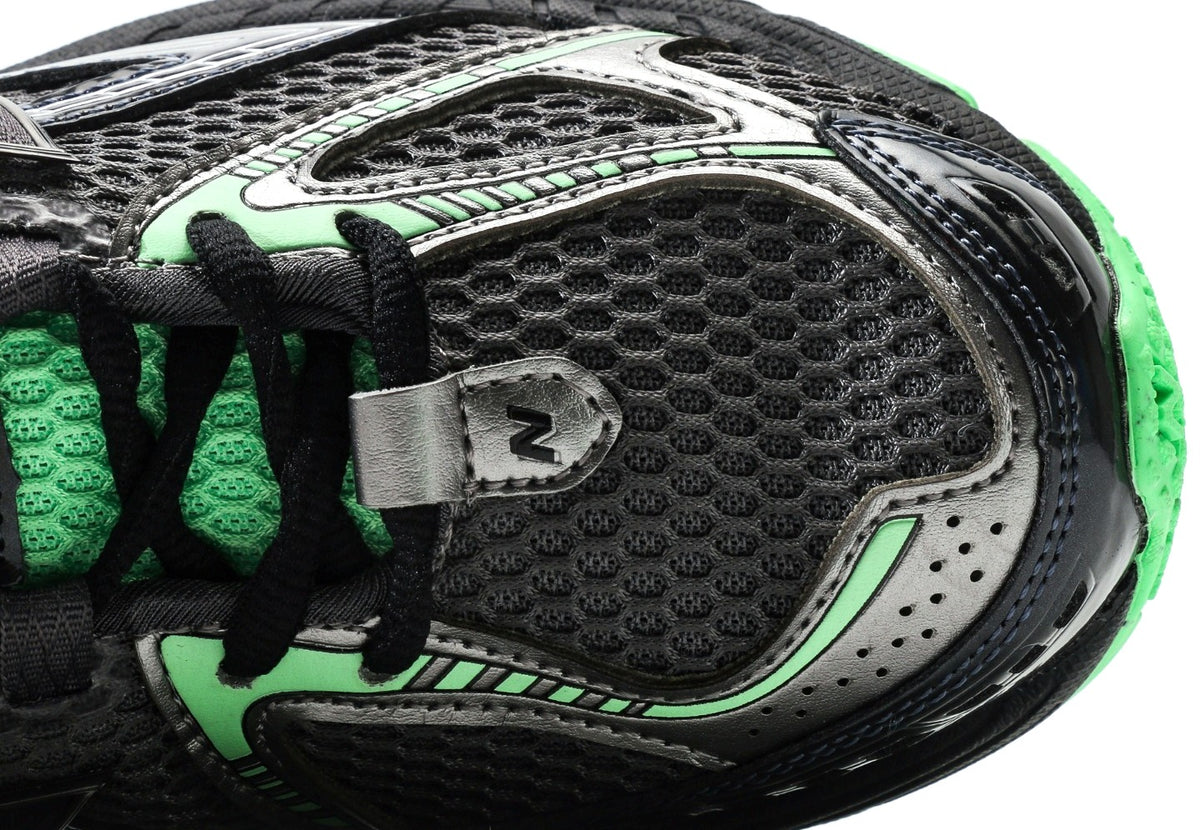 New Balance 1906R "Silver Metallic/Green"