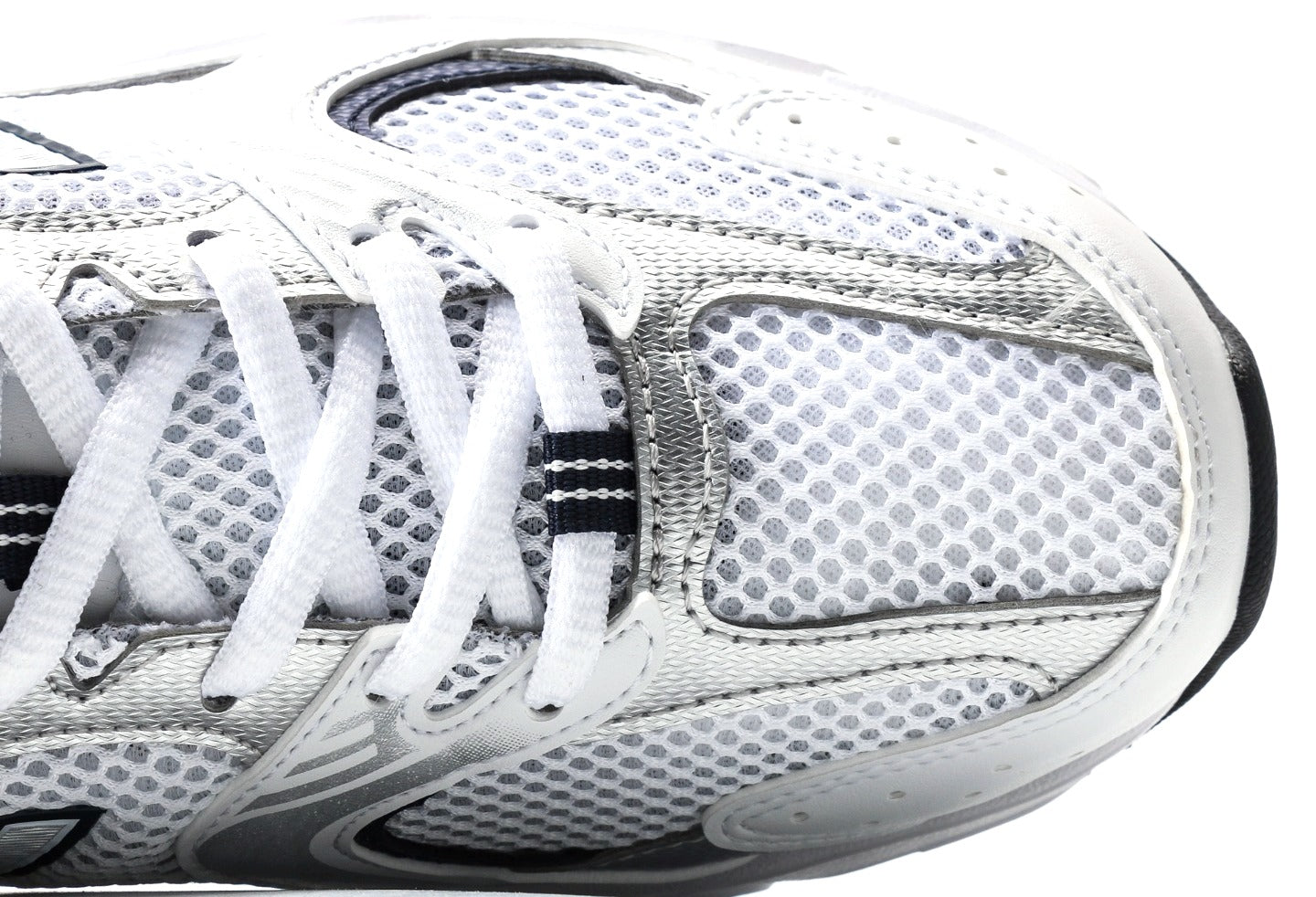 New Balance 530 White Silver Navy