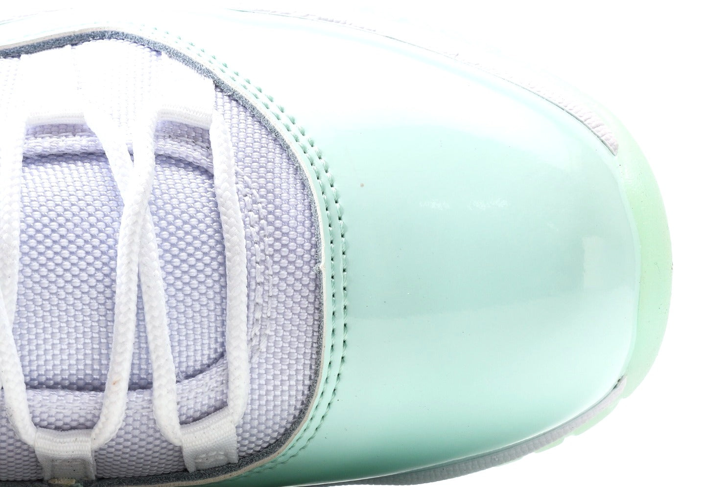 Air Jordan 11 Low "Igloo" [PK GOD]