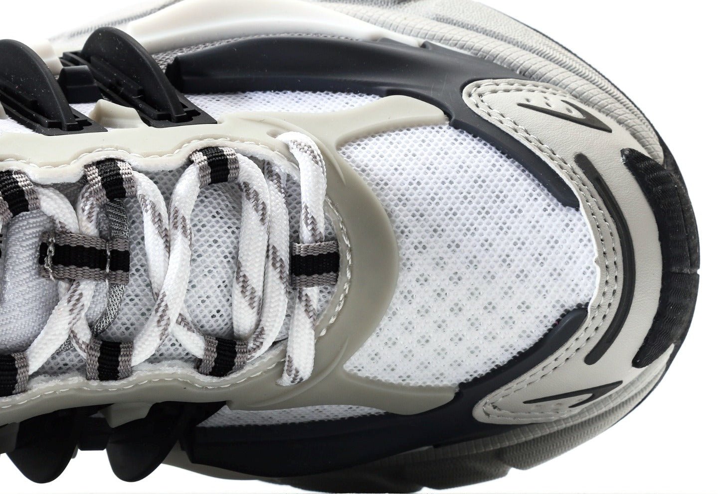 Pharrell Williams x adidas Adistar Jellyfish “Solid Grey”