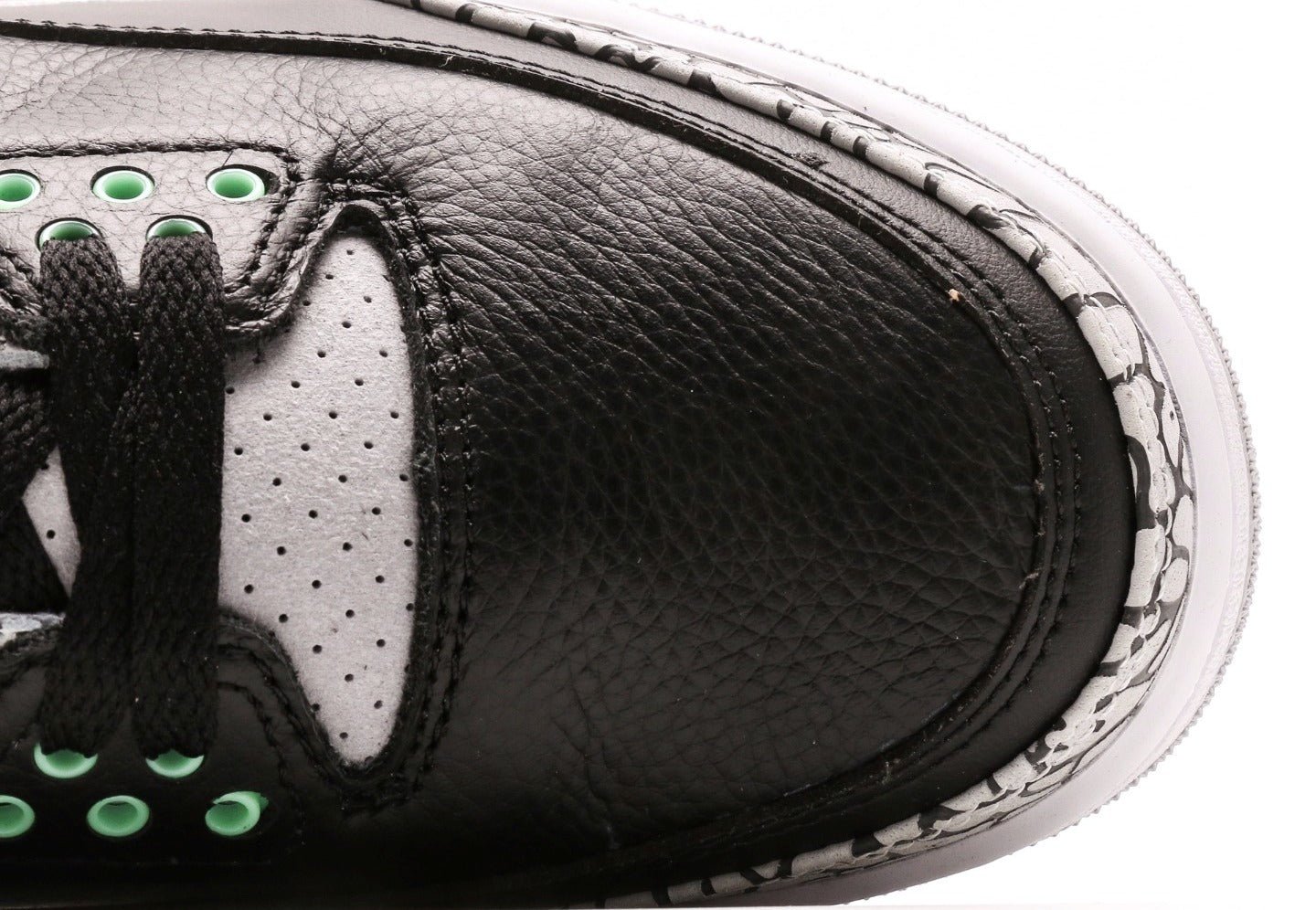 Air Jordan 3 Green Glow