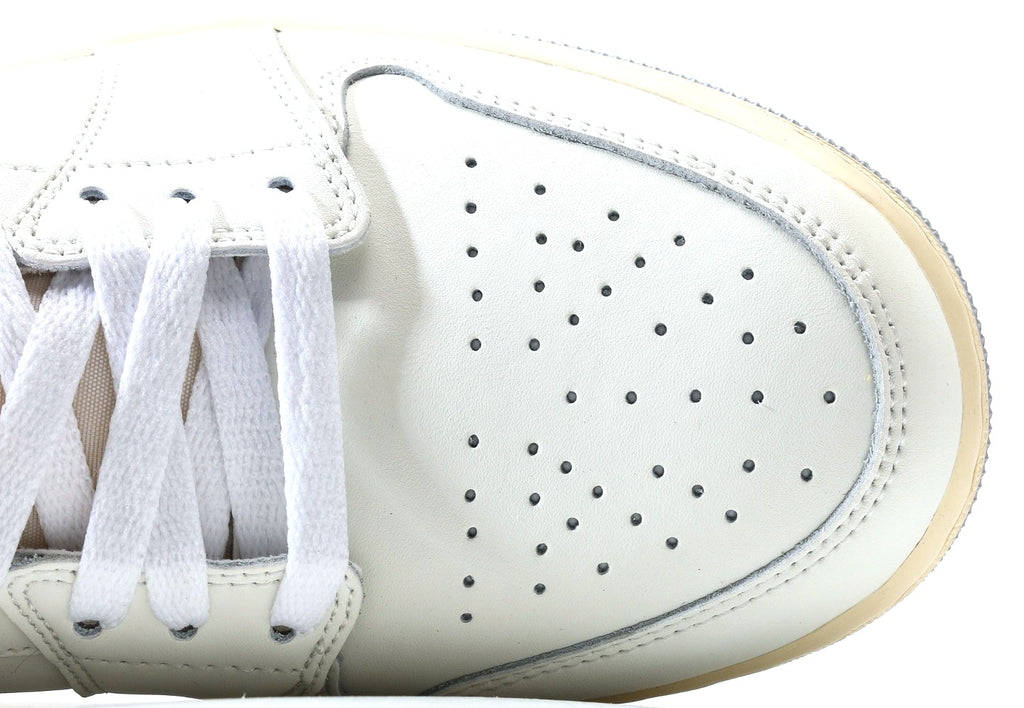 Air Jordan 1 Low "Ghost"