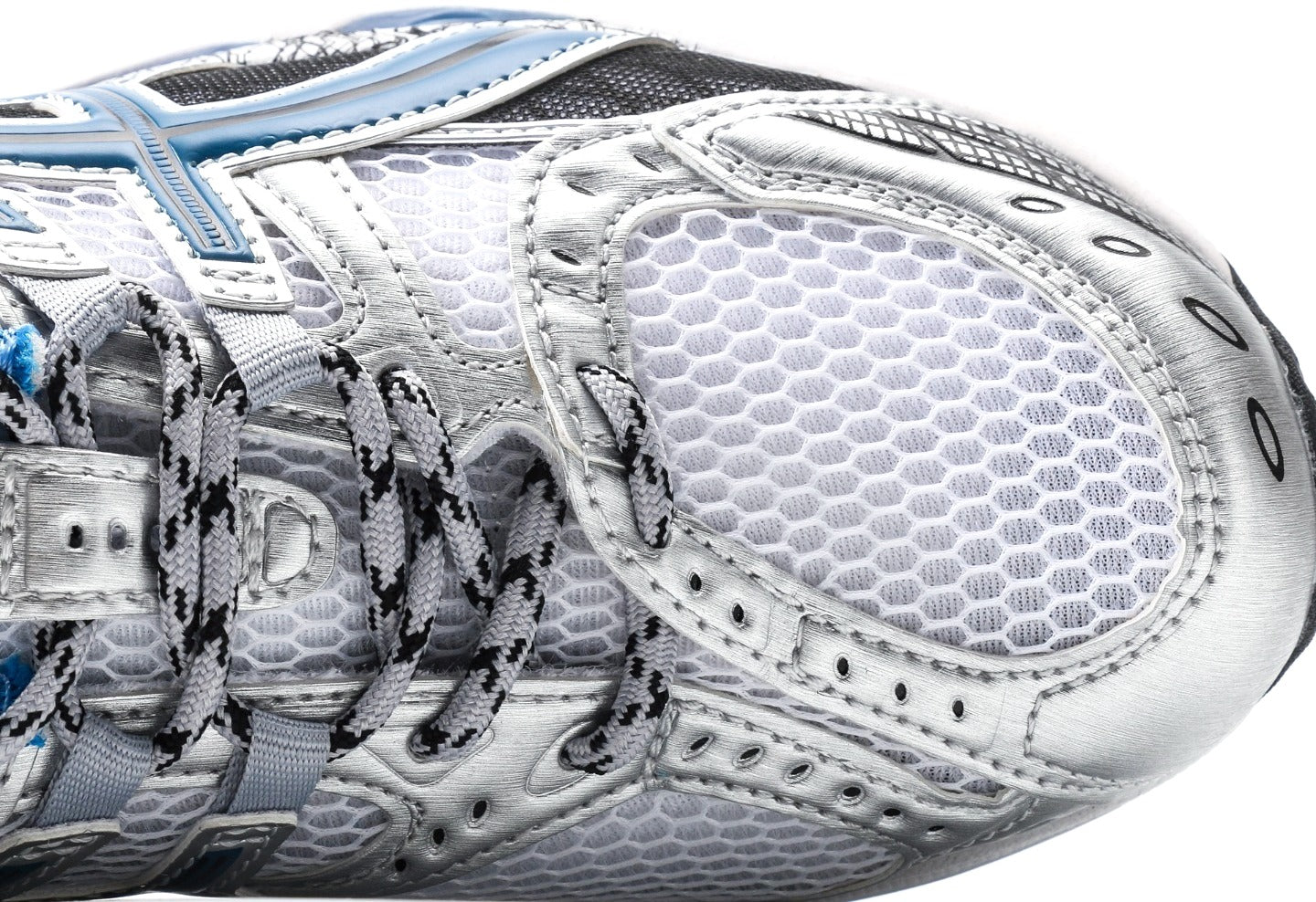 Gel-Nimbus 10.1 White Directoire Blue