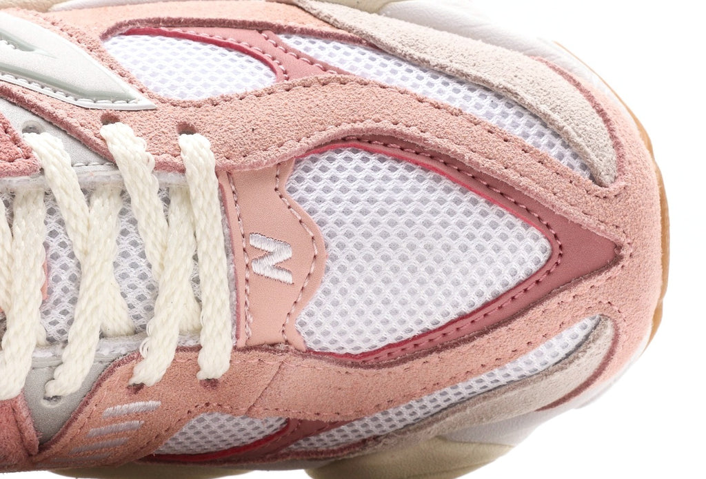New Balance 9060 "Rose Pink"