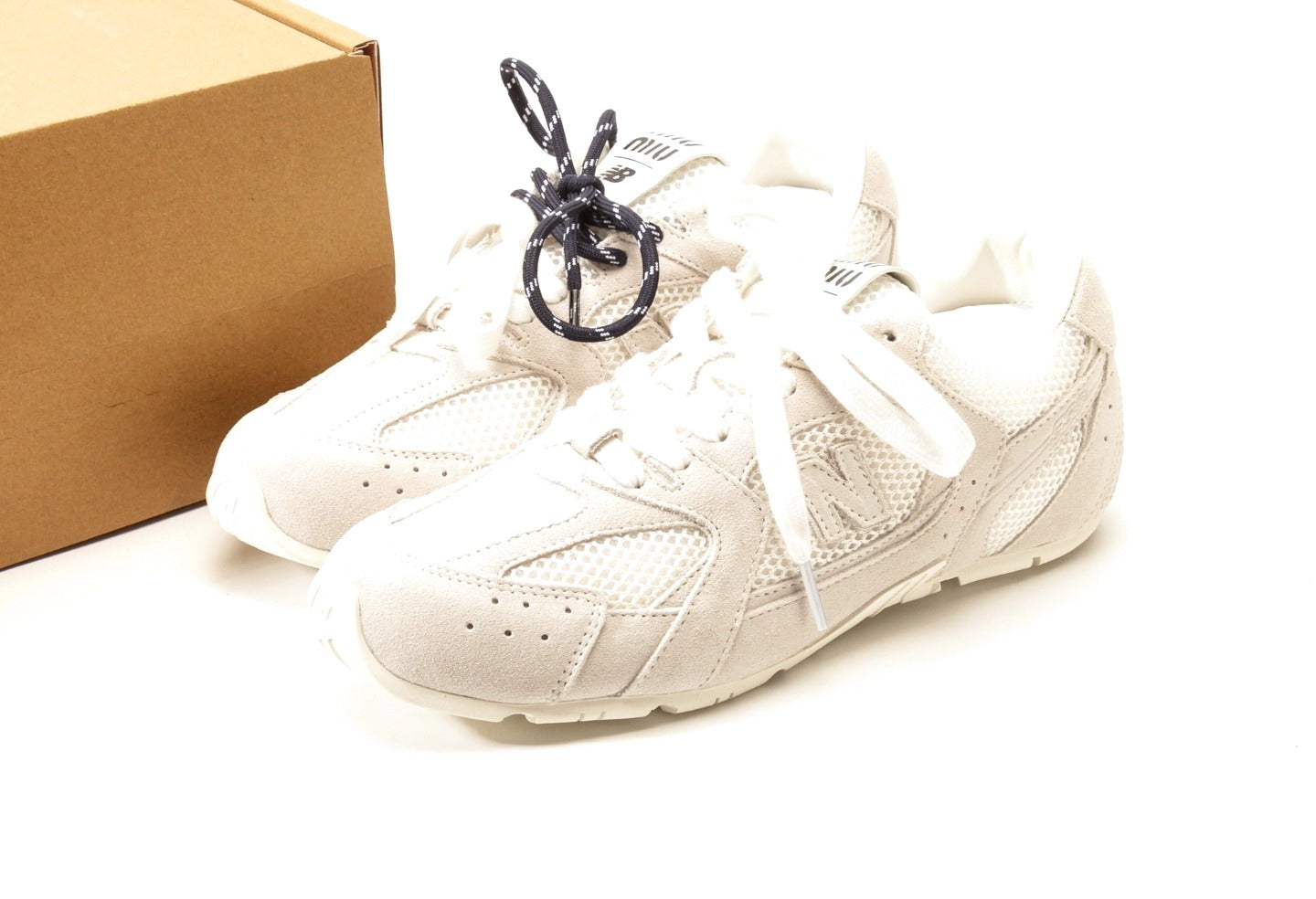 New Balance 530 SL Miu Miu White Suede