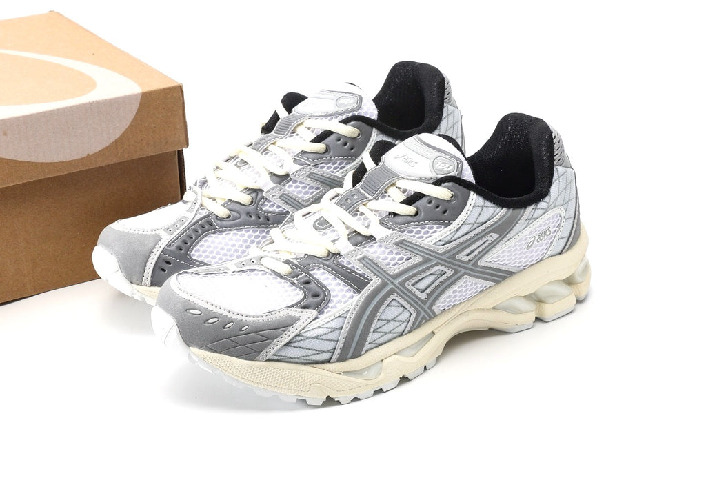 MIN-NANO x Gel-Nimbus 10.1 White/ Sheet Rock