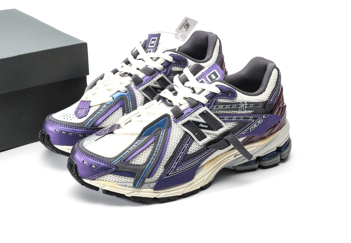 New Balance 1906A "Inkwell/Sea Salt"