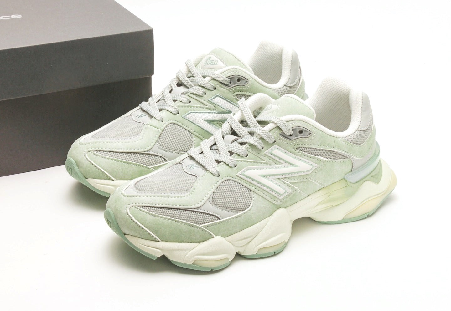 New Balance 9060 Mosaic Green