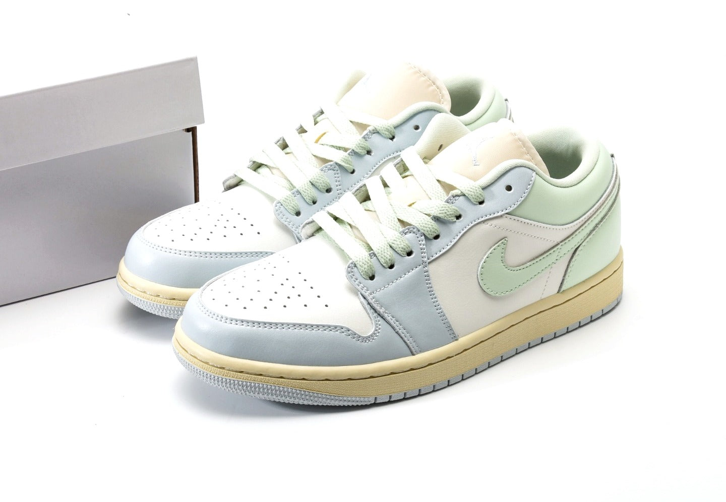 Air Jordan 1 Low Sail Aura