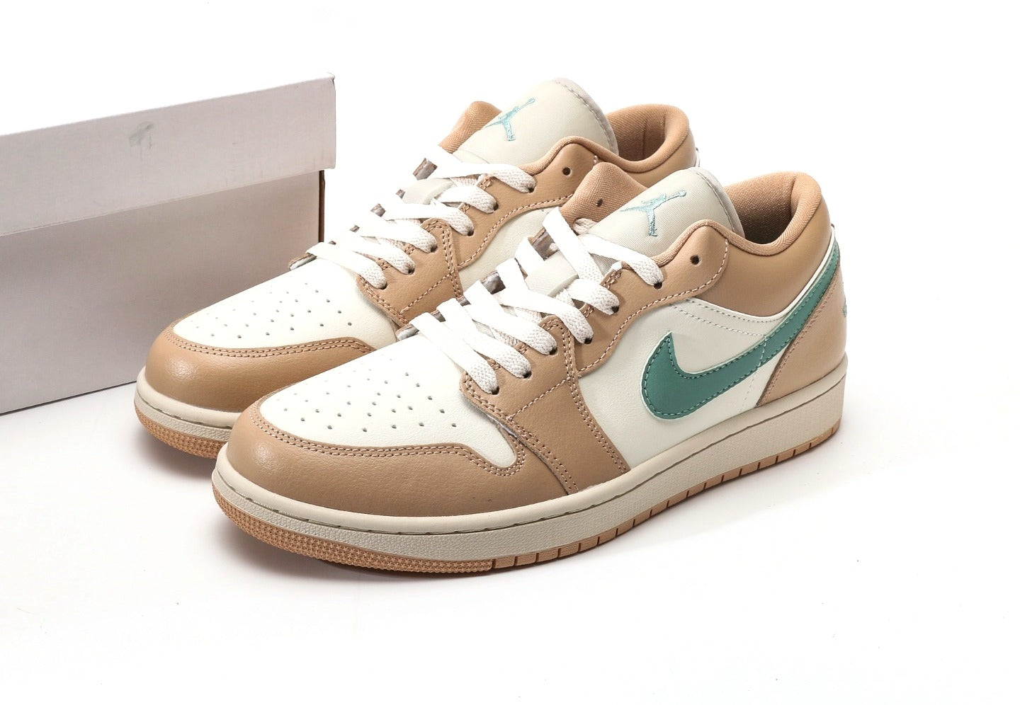 Air Jordan 1 Low Light Orewood Brown Hemp