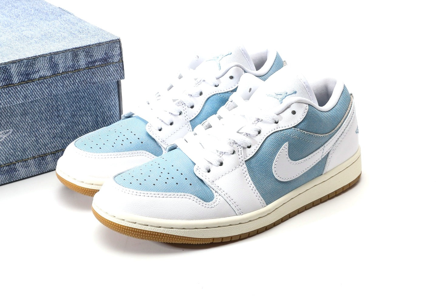 Air Jordan 1 Low Denim Worn Blue