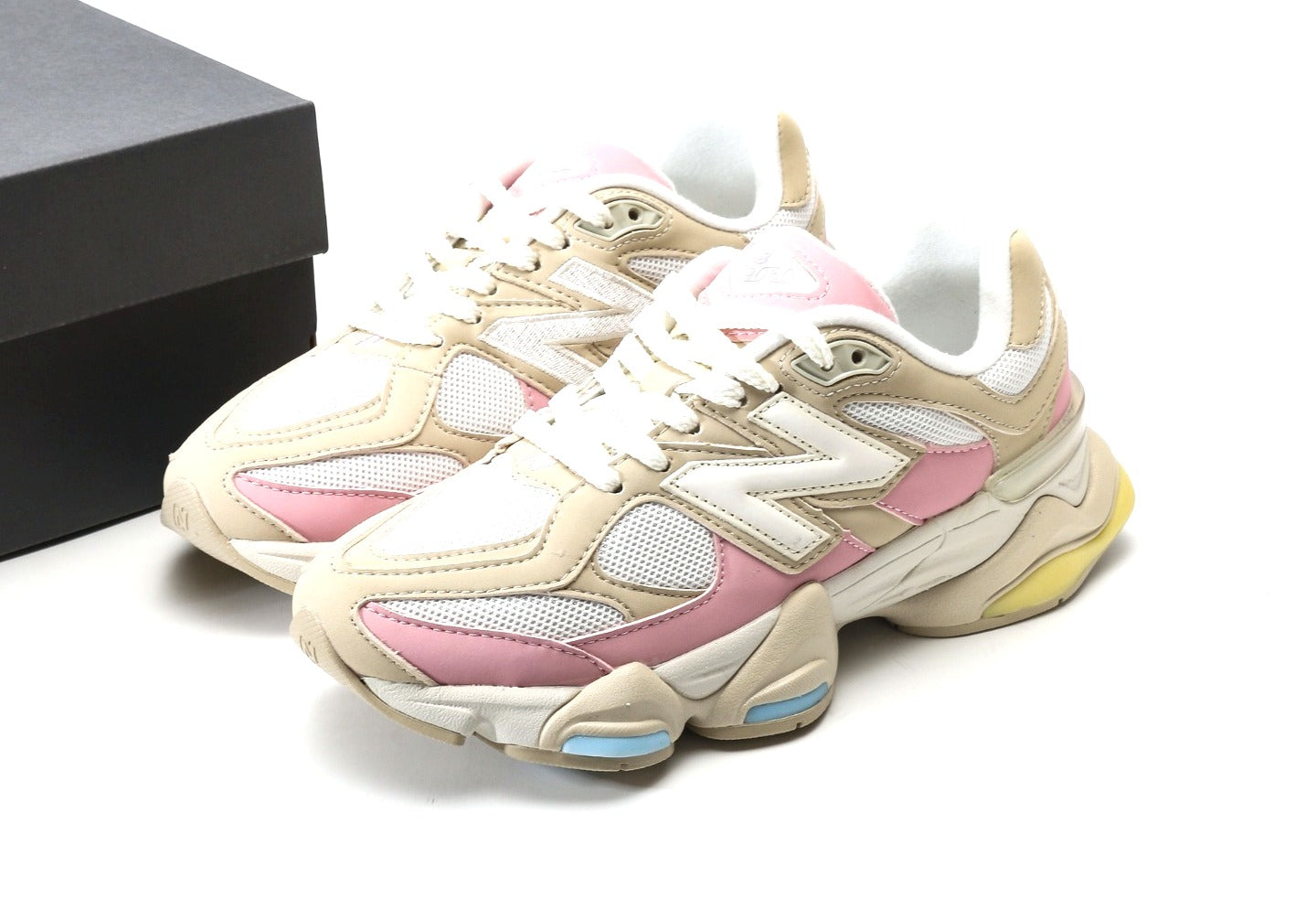 New Balance 9060 "Pink Cream"
