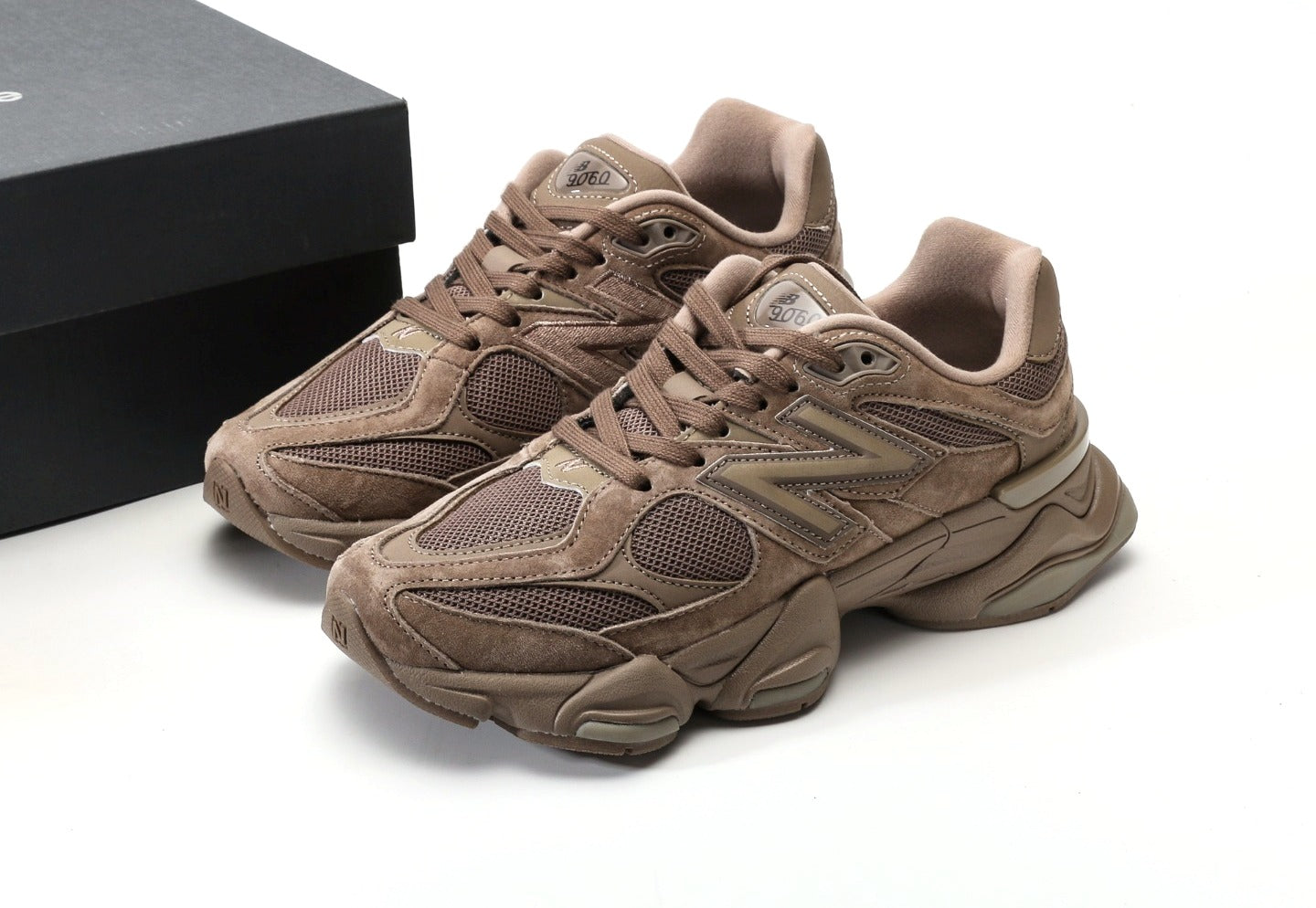 New Balance 9060 "Chestnut"