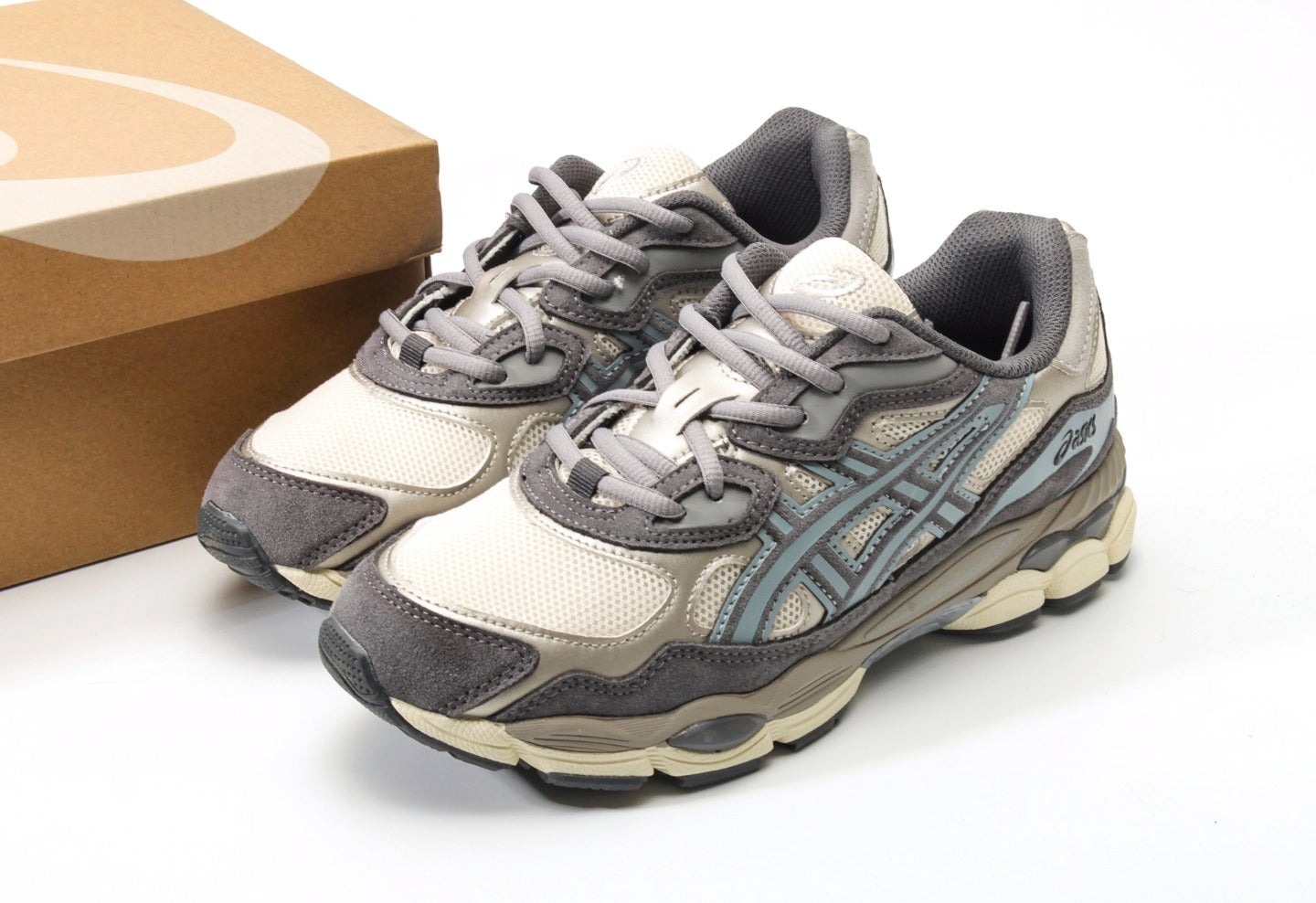 Gel-NYC "Oatmeal Obsidian Grey"