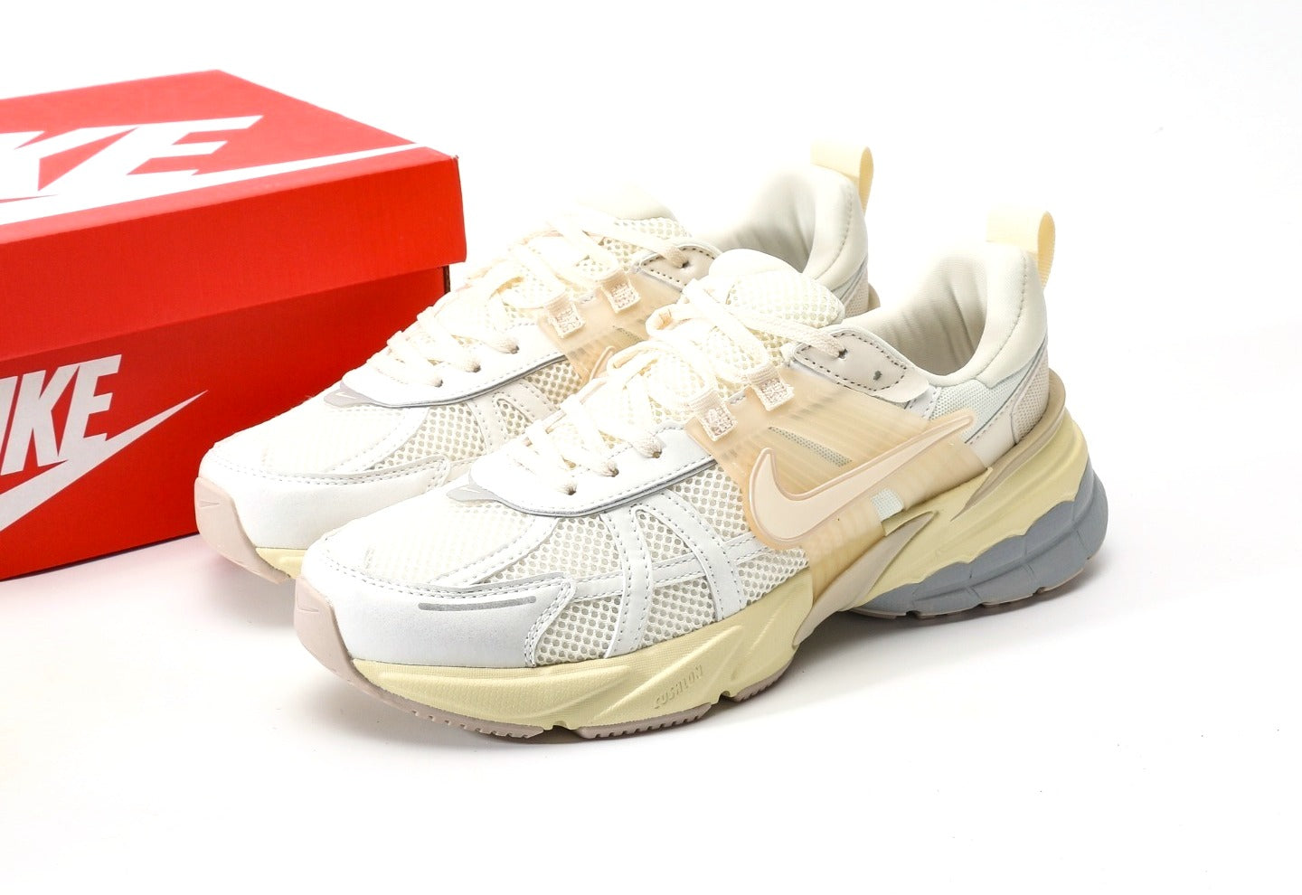 V2K Run "Pale Ivory"
