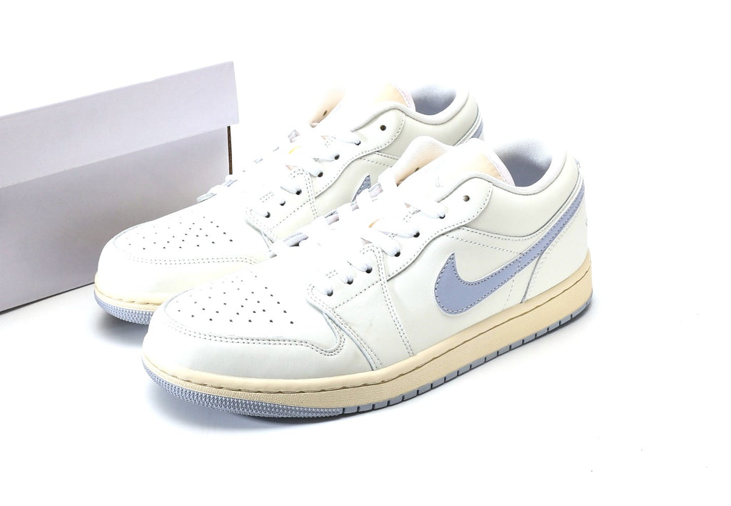 Air Jordan 1 Low "Ghost"