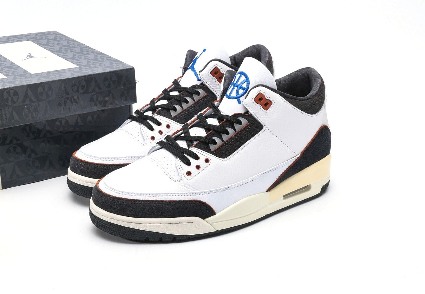 Air Jordan 3 Quai 54