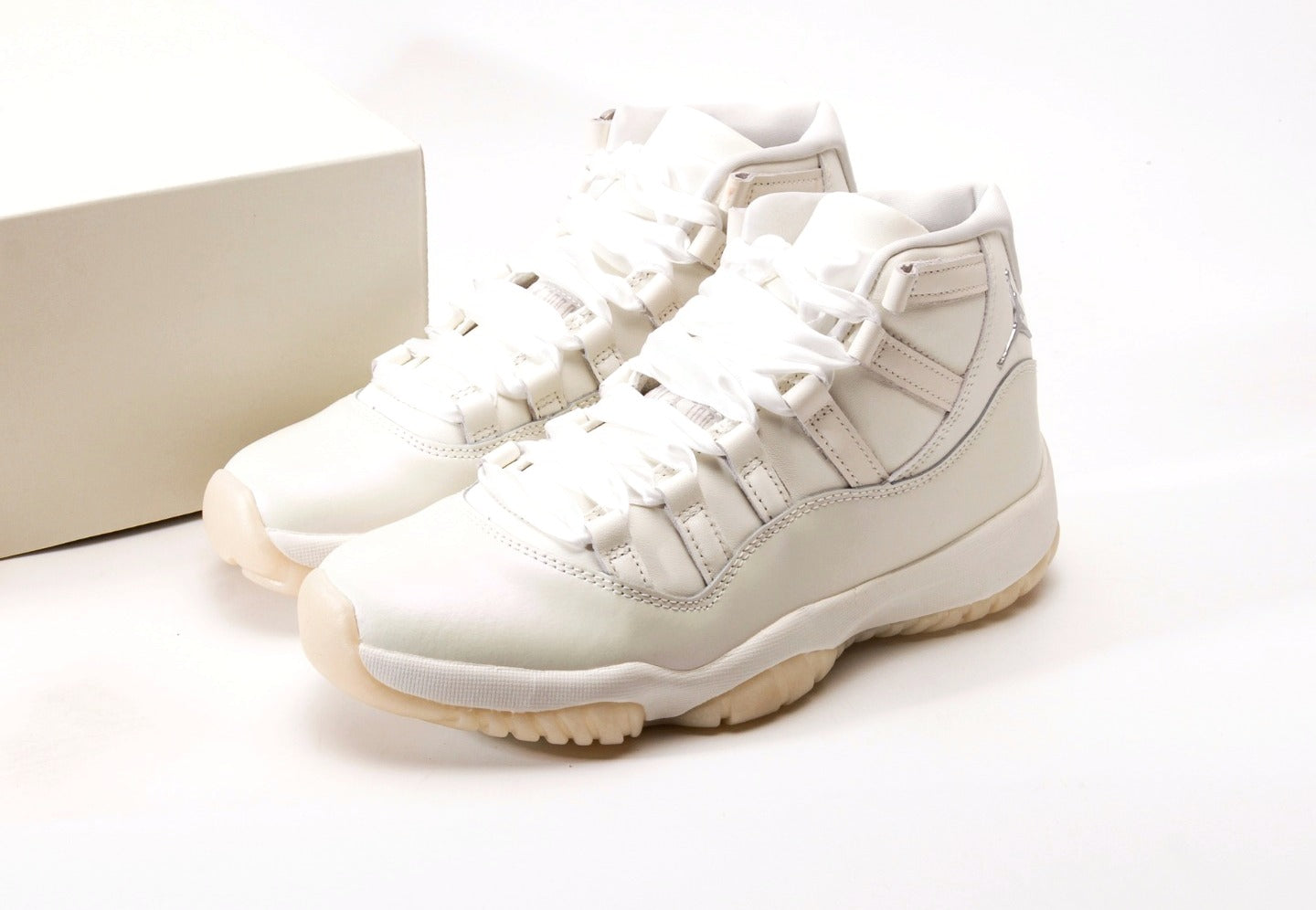 Air Jordan 11 Retro Pearl [PK GOD]