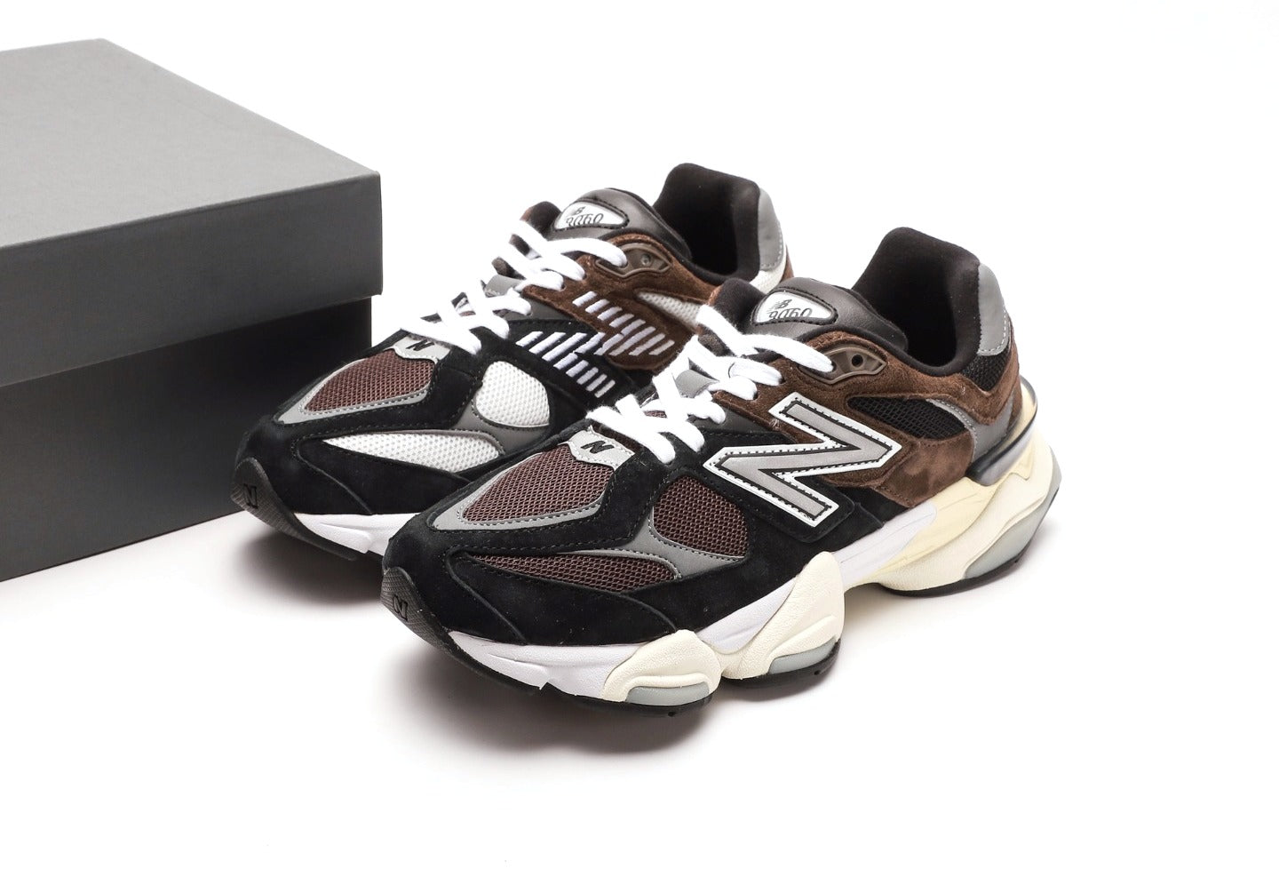 New Balance 90/60 Brown