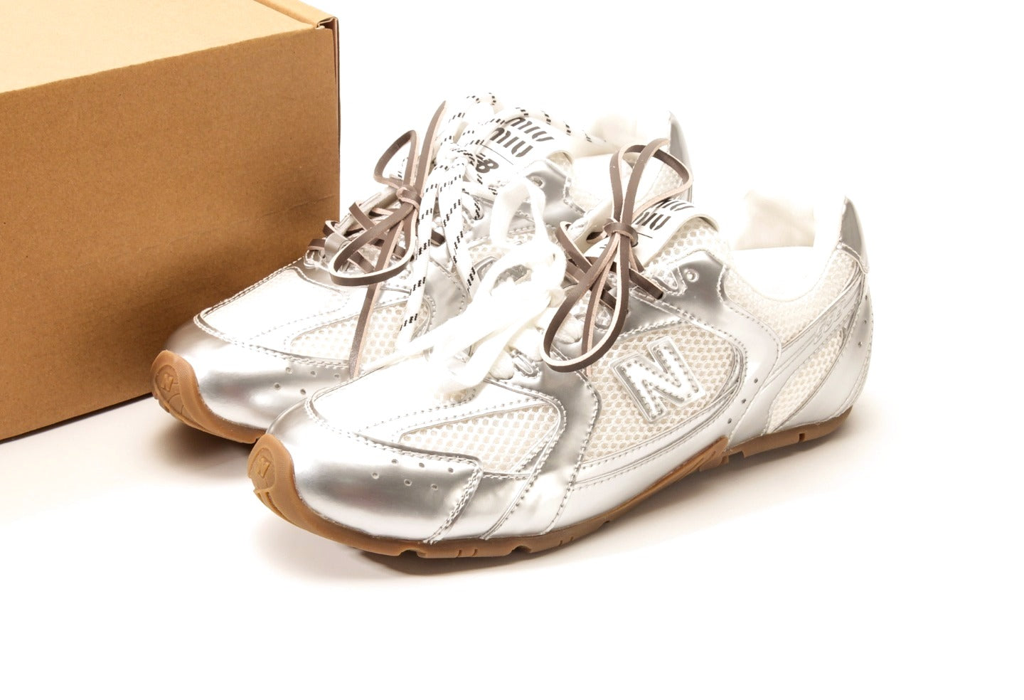 New Balance 530 SL Miu Miu Silver Platinum
