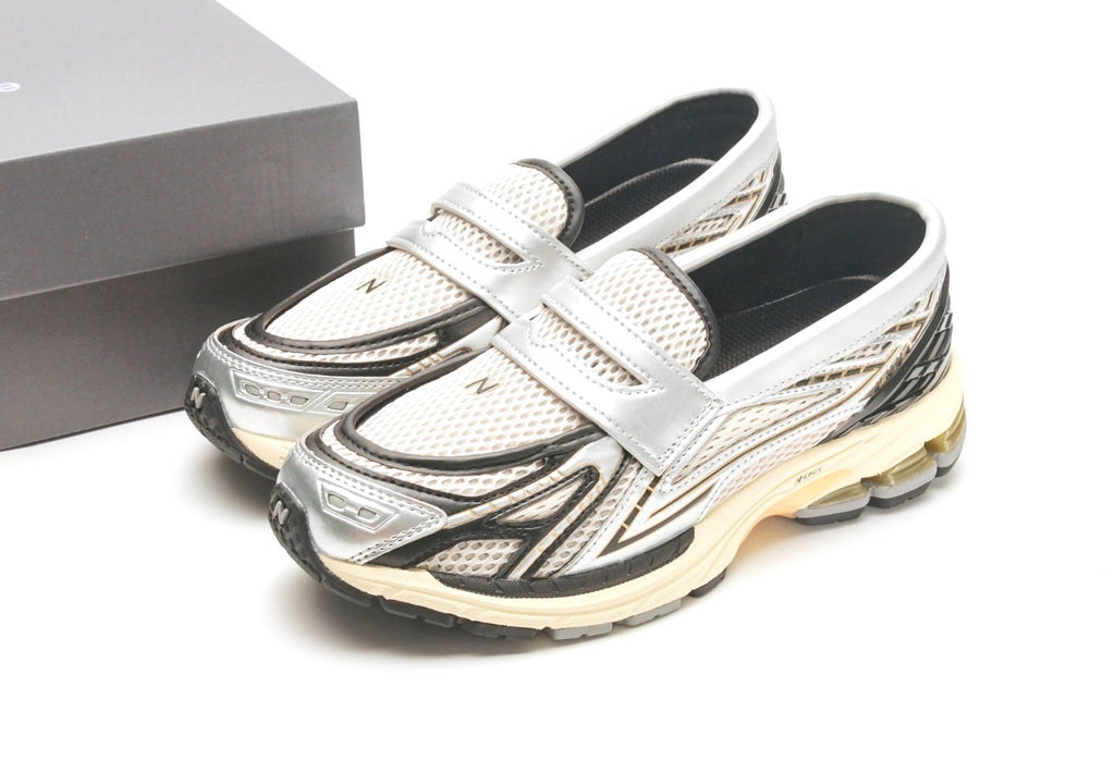 New Balance 1906L Silver Metallic Cream