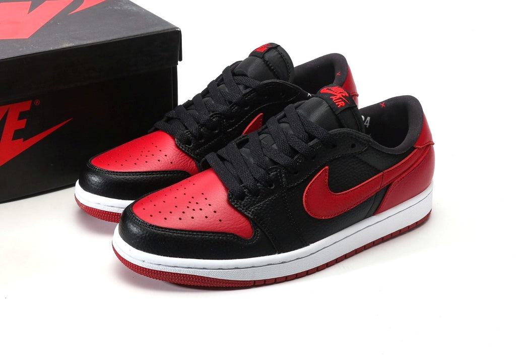 Air Jordan 1 Low OG "Banned"