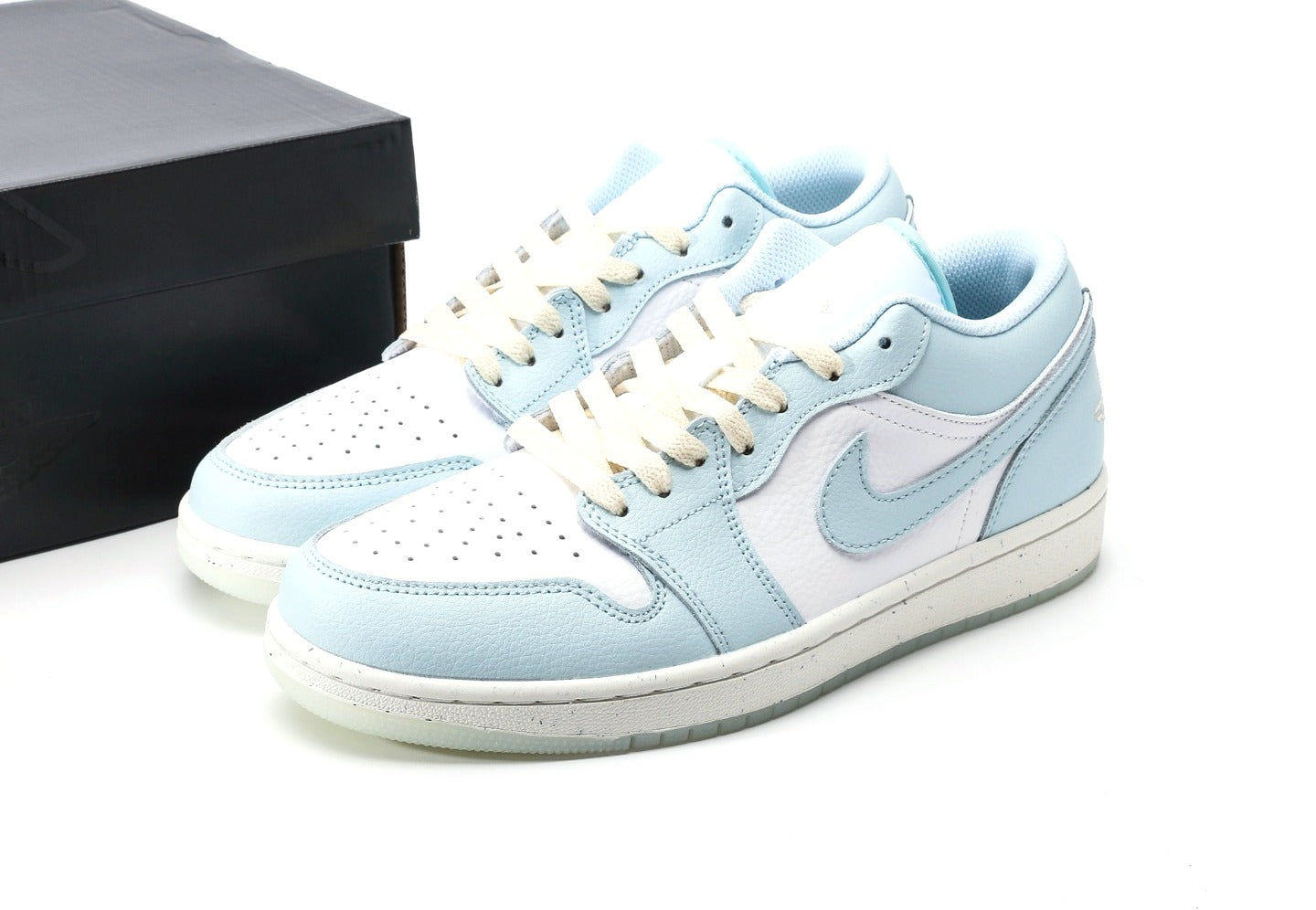 Air Jordan 1 Low "Glacier Blue"