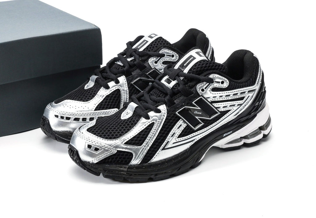 New Balance 1906R Black Grey