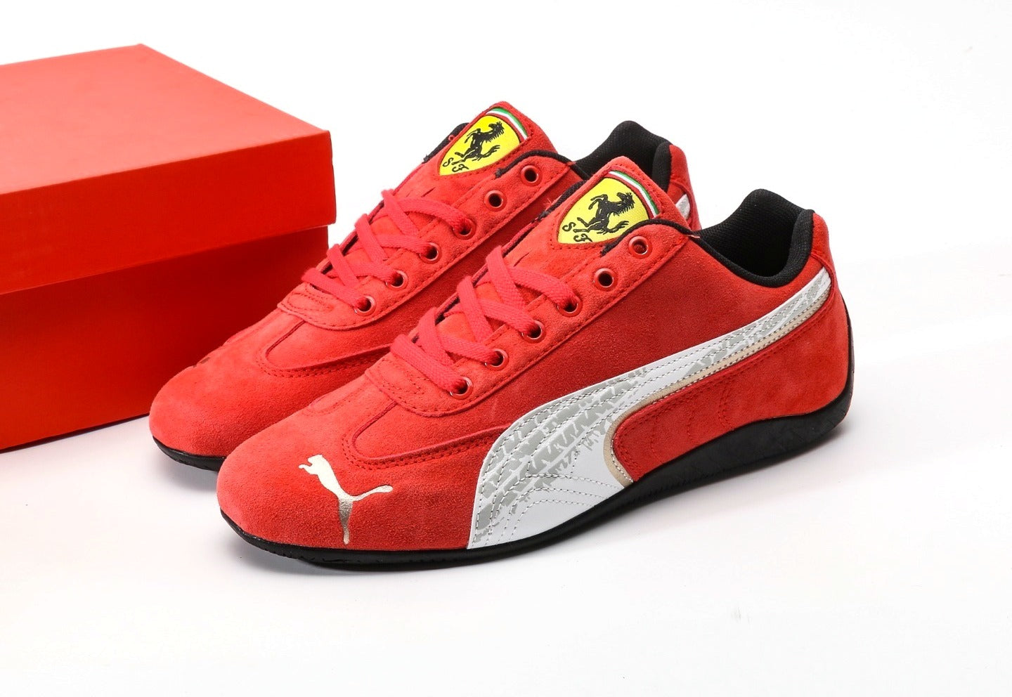 Speedcat x Scuderia Ferrari Red