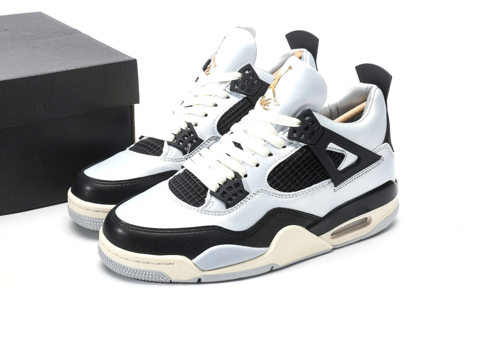 Air Jordan 4 GS "Pure Platinum"