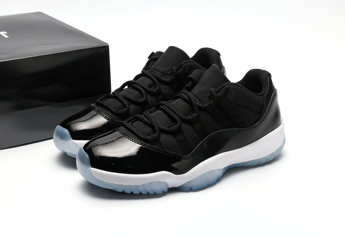 Air Jordan 11 Low "Black and Varsity Royal" [PK GOD]