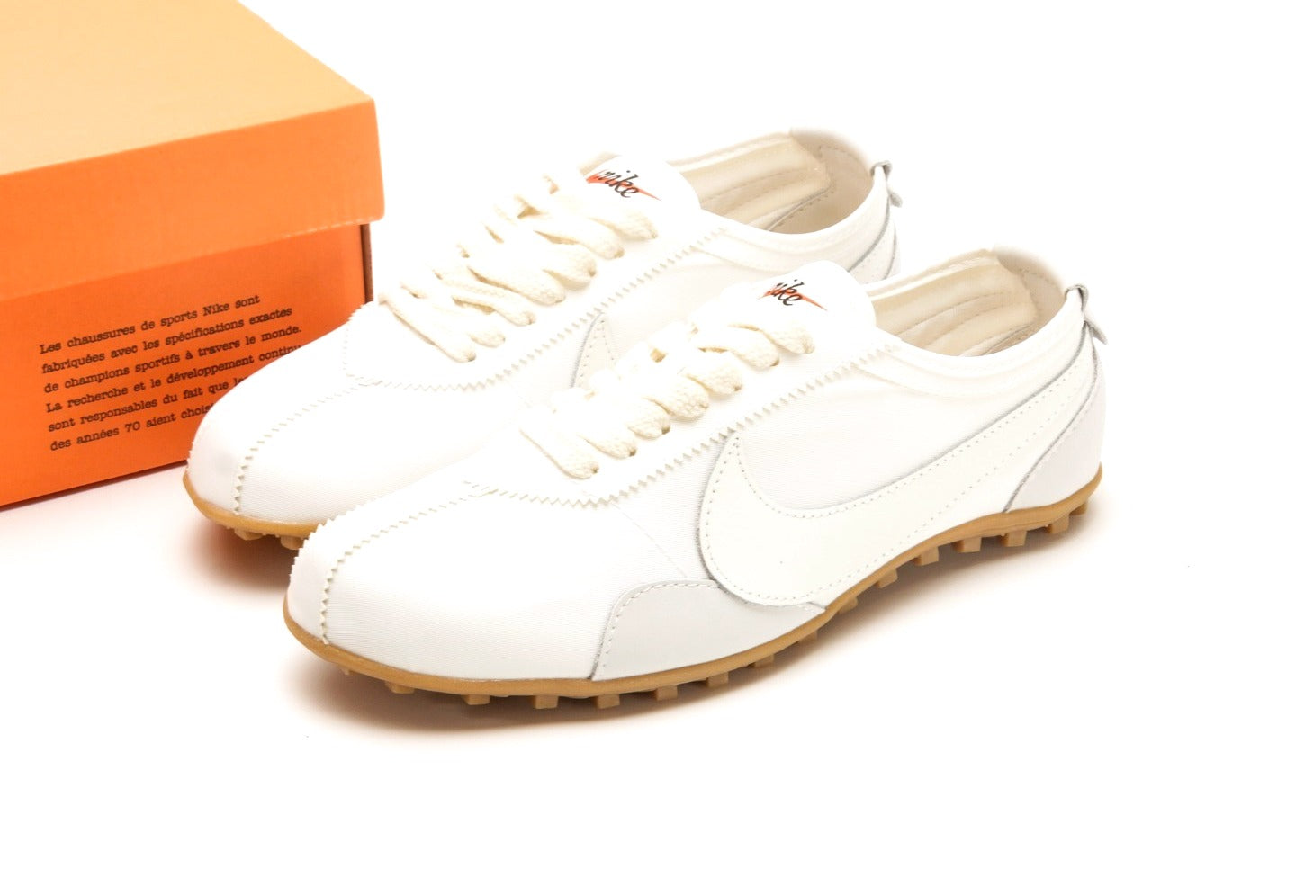 Moon Shoe "Summit White"