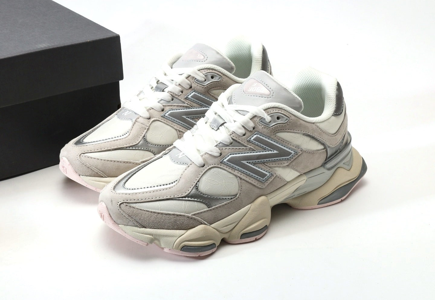 New Balance 9060 Coquette Grey Pink