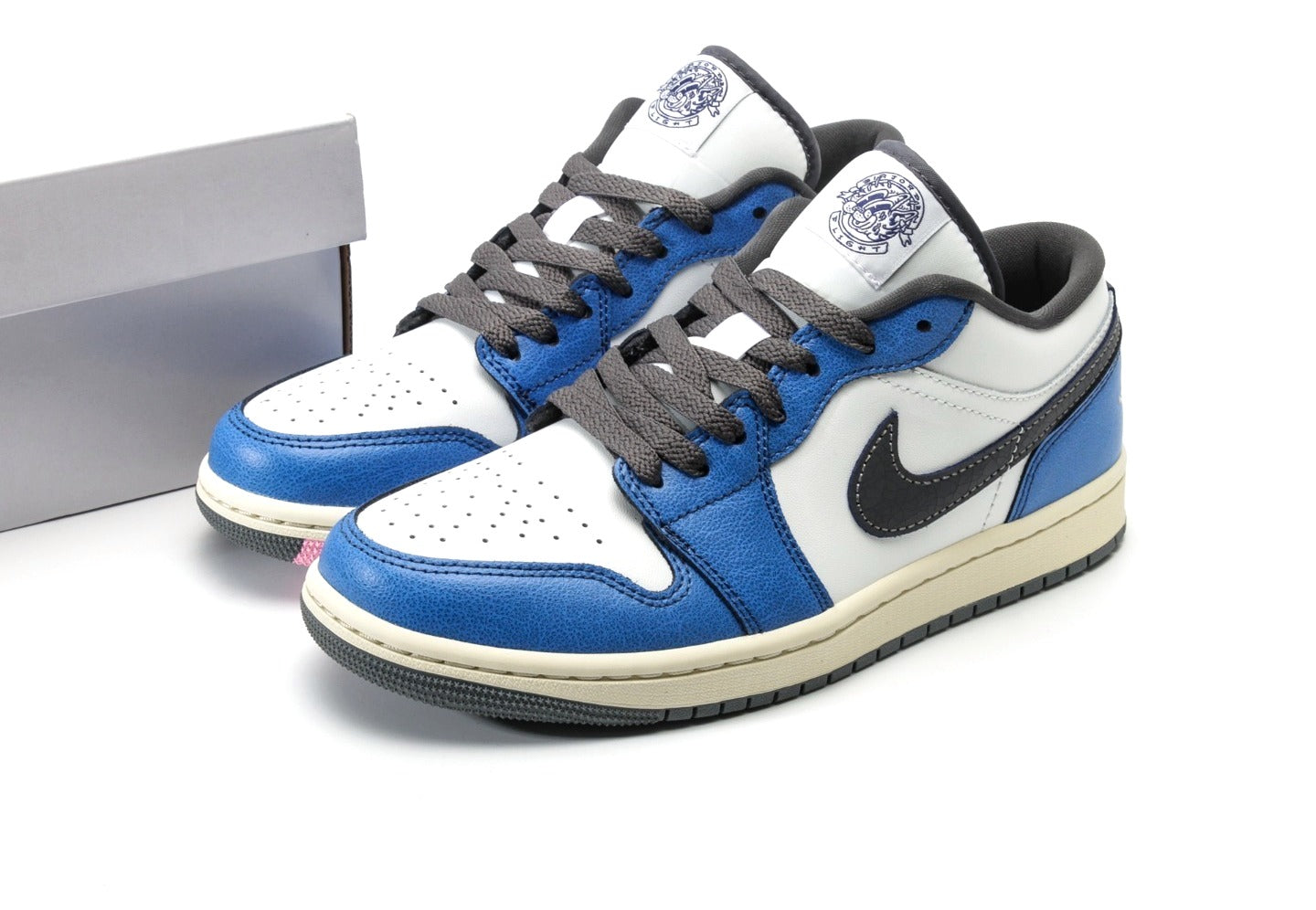 Air Jordan 1 Low "Flight Vintage"