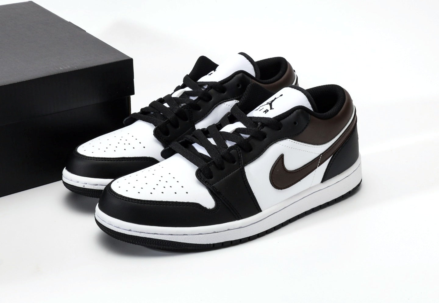 Air Jordan 1 Low White Black Brown