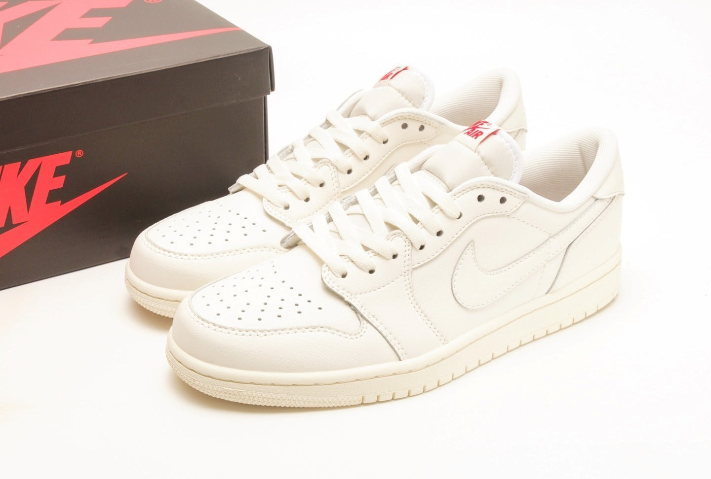 Air Jordan 1 Low OG "Sail"