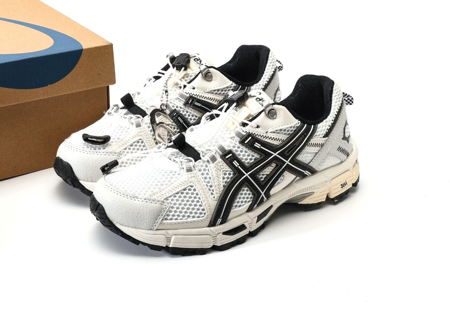 Gel-Kahana 8 "Black And White"