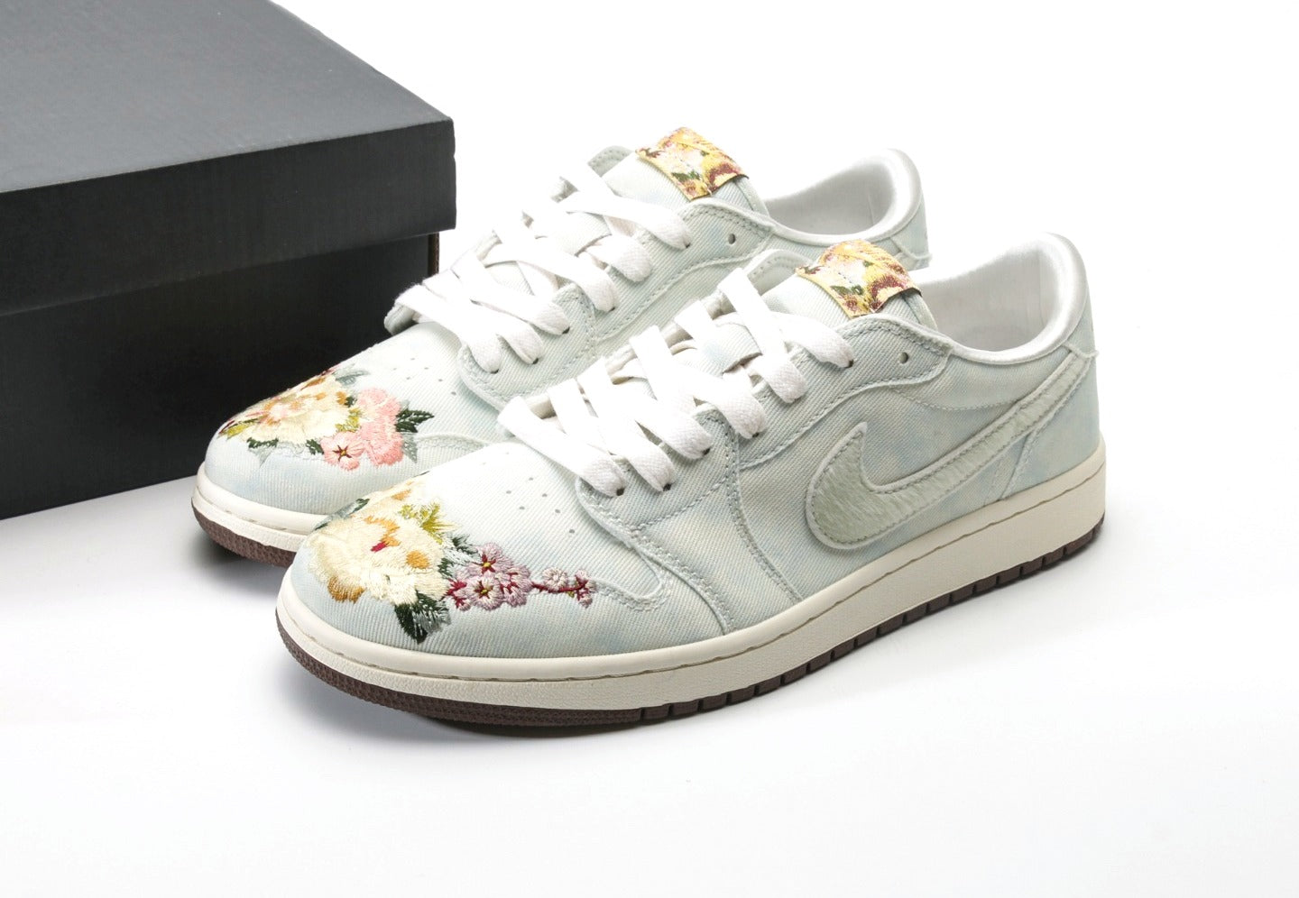 Air Jordan 1 Low OG CNY