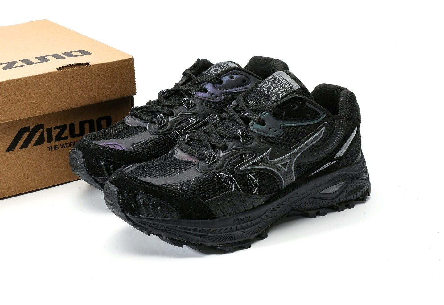 Mizuno RACER ADV "Triple Black"