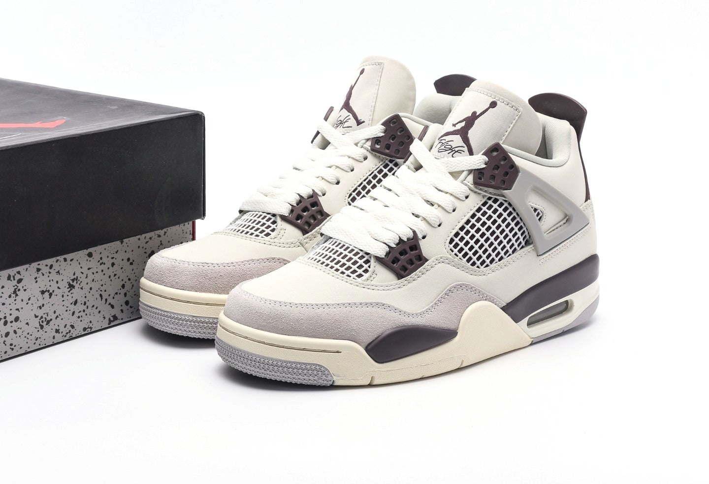 A Ma Maniére Air Jordan 4 Phantom