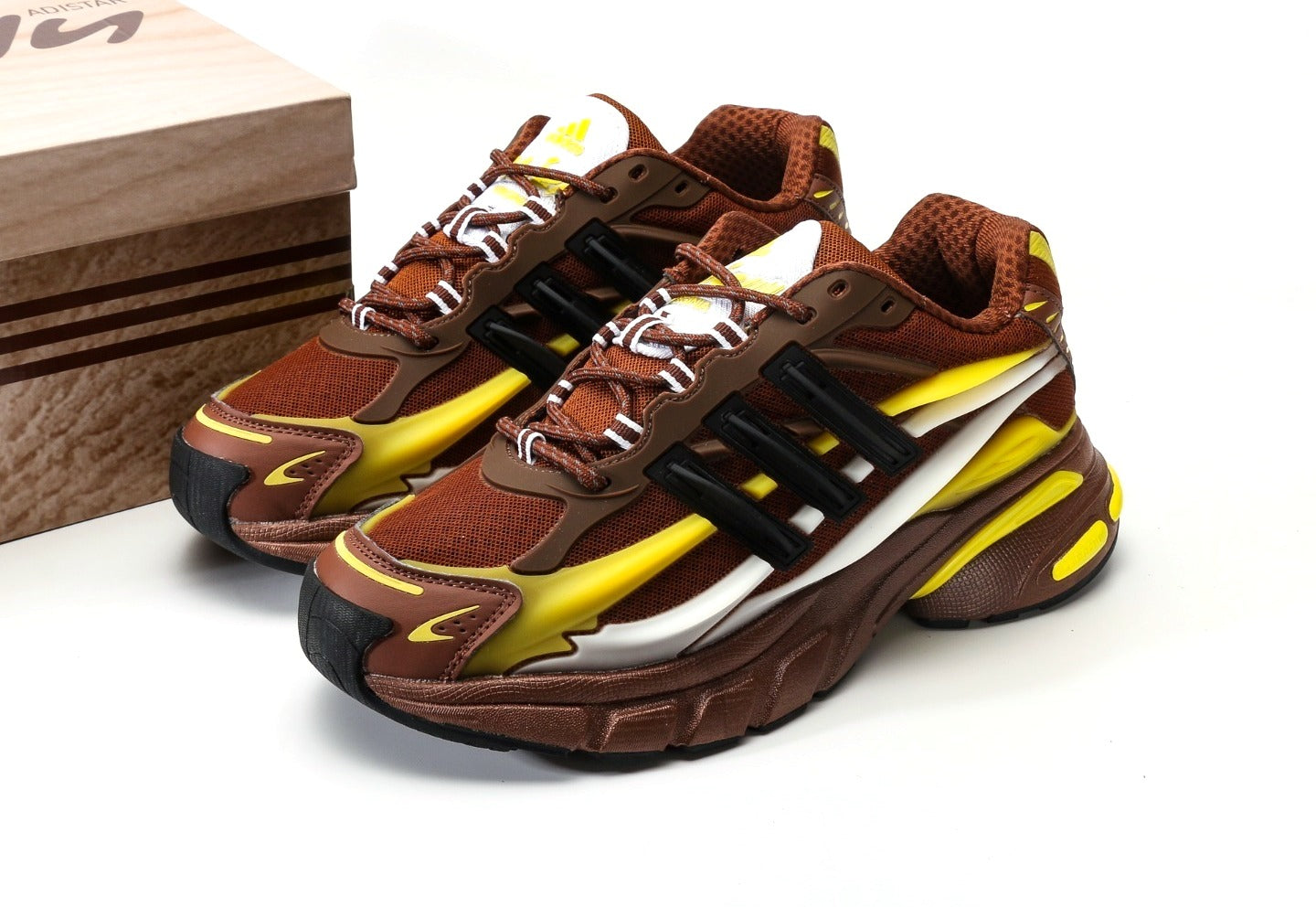 Pharrell Williams x adidas Adistar Jellyfish “Auburn Timber”